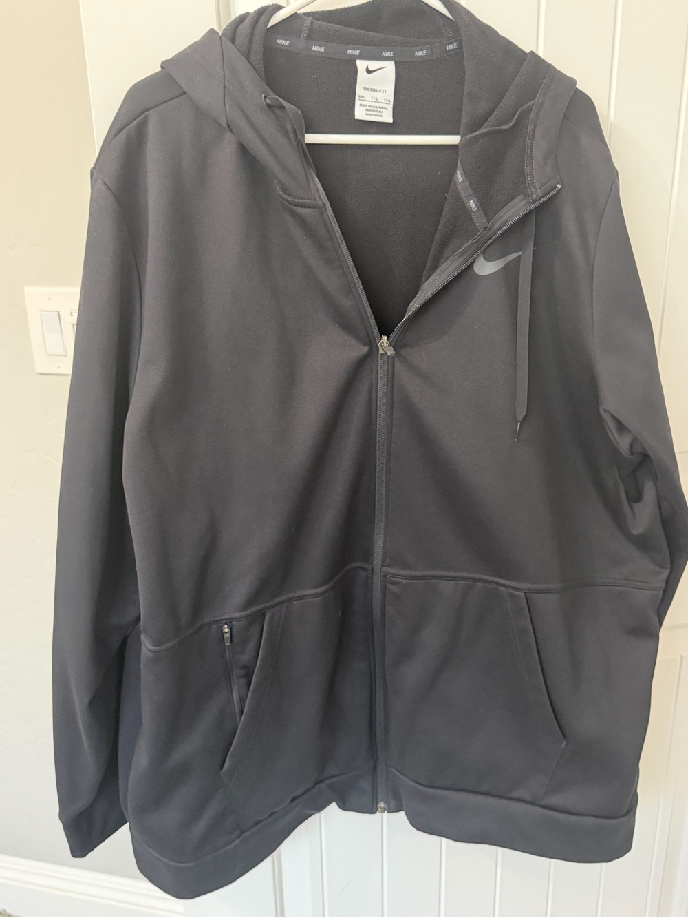 Nike Black Full-Zip Hooded Men's Jacket